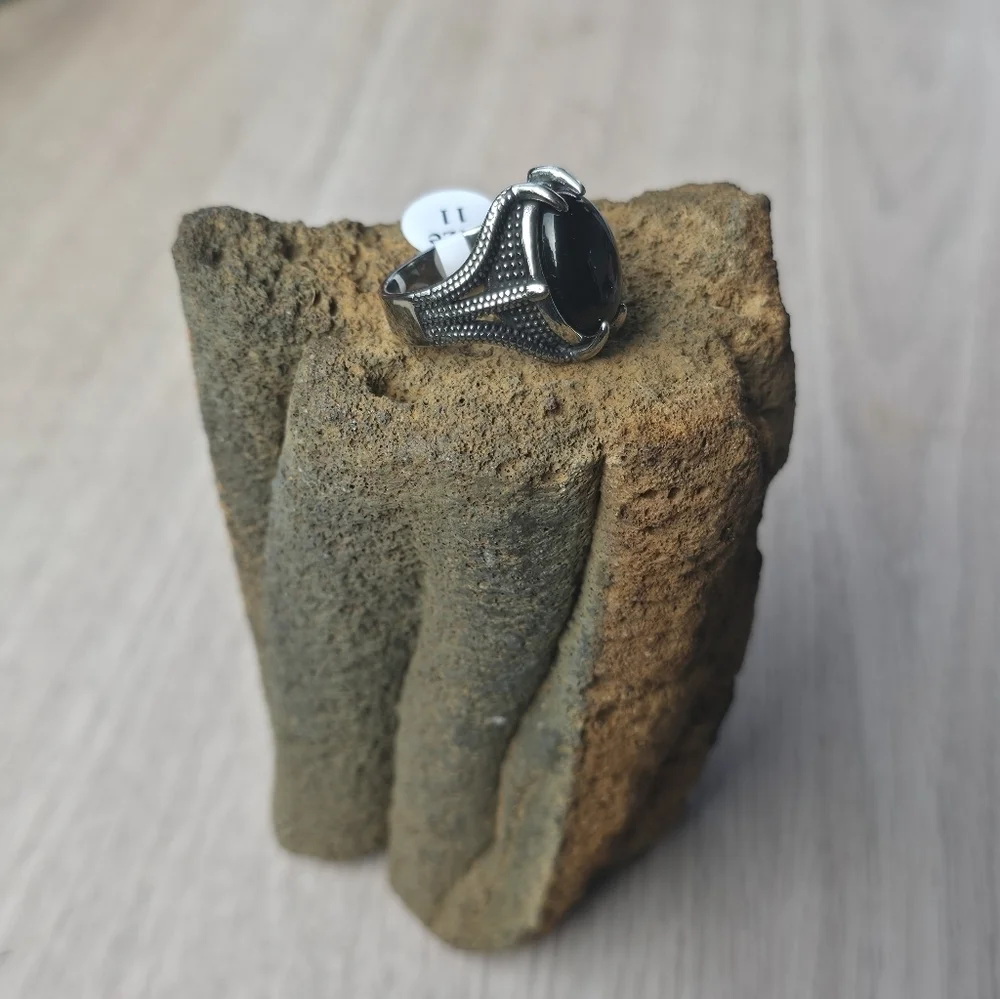 New Stainless Steel Men's Ring With Black Stone Size 11